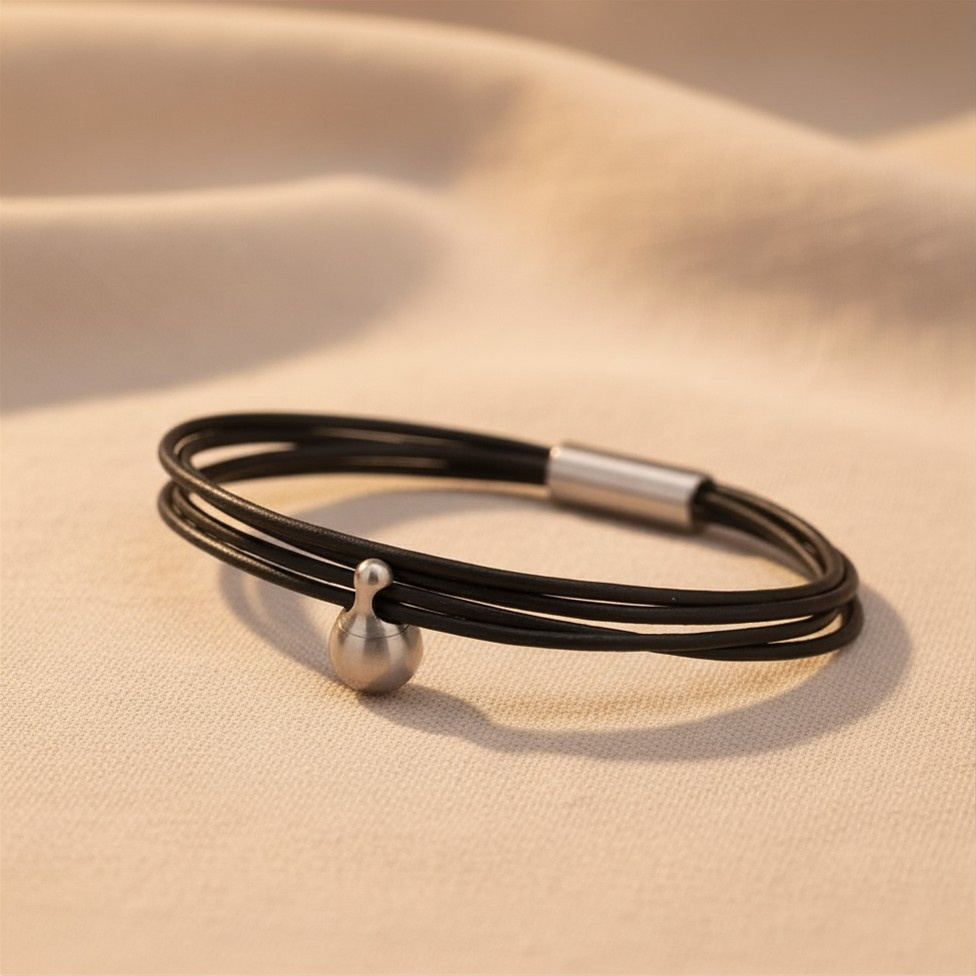 Zwarte Charm Armband in edelstaal