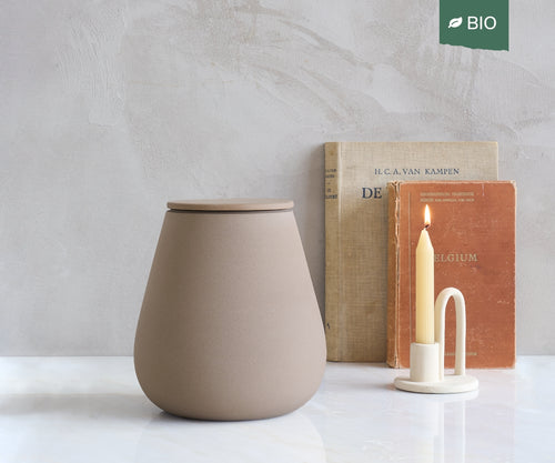 Eco keramieken urn ATHOS – zandkleurig engobe, 3,8L - detailweergave