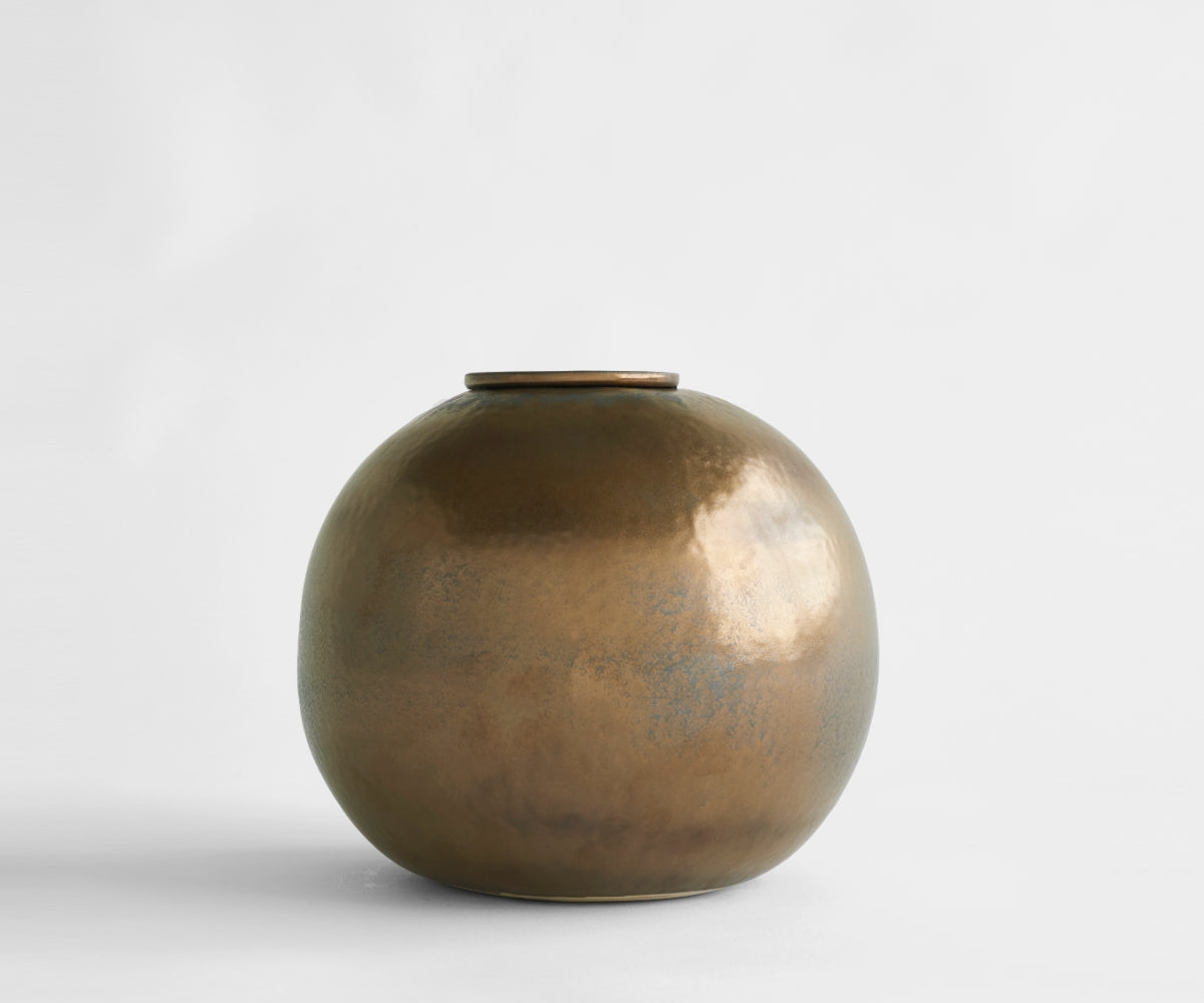 Keramieken urn groot 'DIONA' – koper metallic, 3,9L — handgemaakt door ambachtelijke ateliers in België en Portugal (foto 3)
