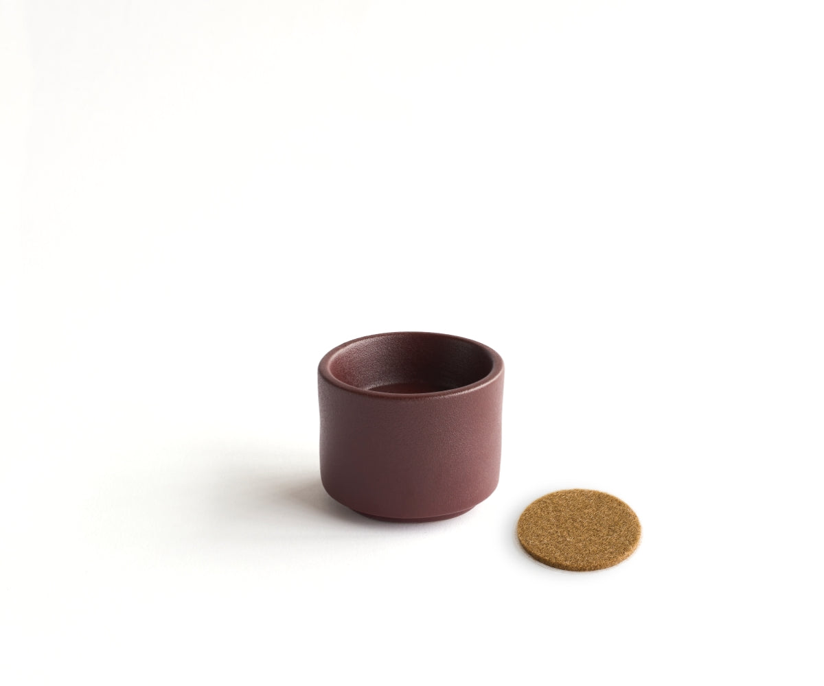 Mini urn met theelichthouder 'HELIOS' – roodbruin engobe, 50 ml (foto 4)