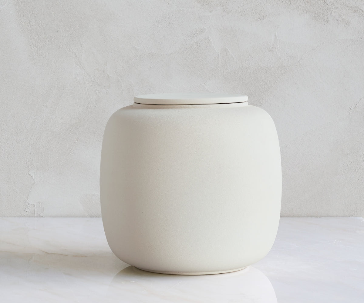 Eco keramieken urn SERES – beige engobe, 3,9L - zijaanzicht