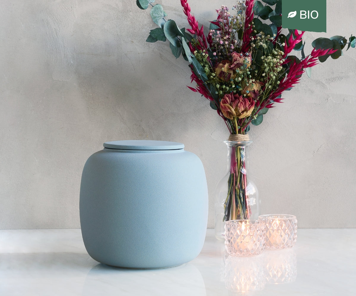 Eco keramieken urn SERES – grijsblauw engobe, 3,9L - detailweergave