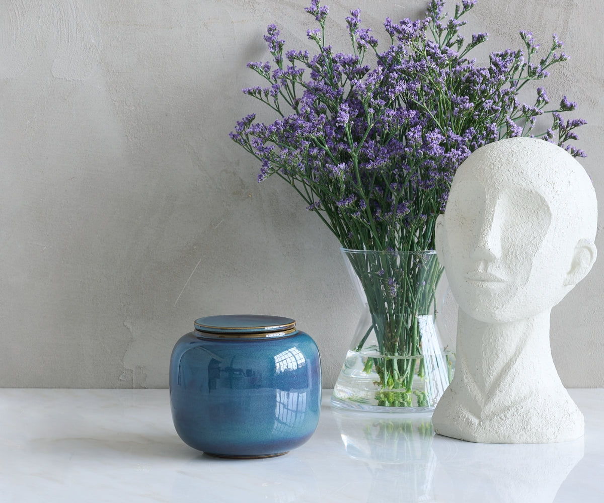 Kleine keramieken urn 'SERES' – groen & blauw, 700 ml (foto 2)