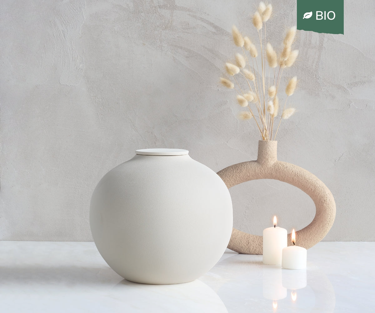 Eco keramieken urn VEDA – beige engobe, 3,9L - detailweergave