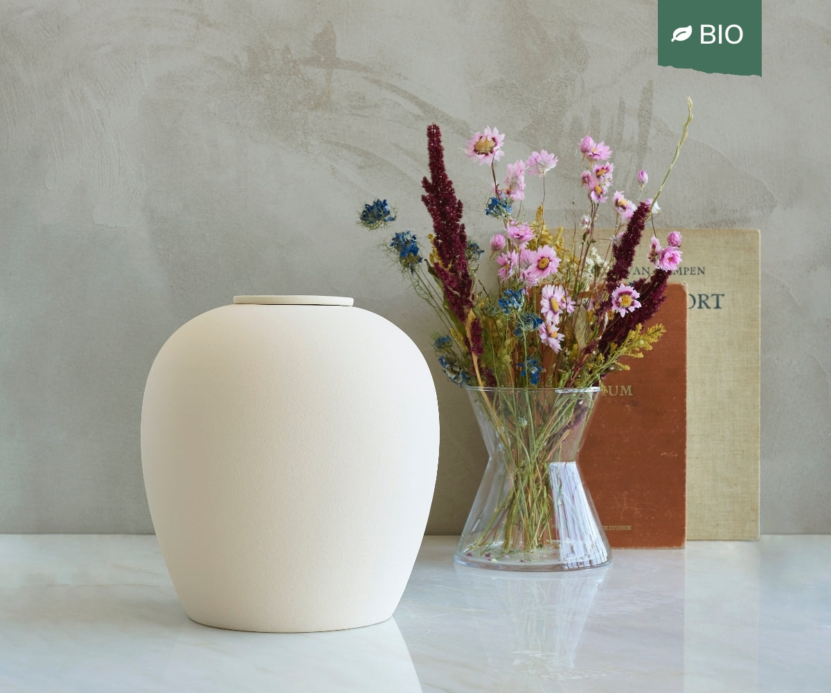 Eco keramieken urn VERNO – beige engobe, 3,9L - detailweergave