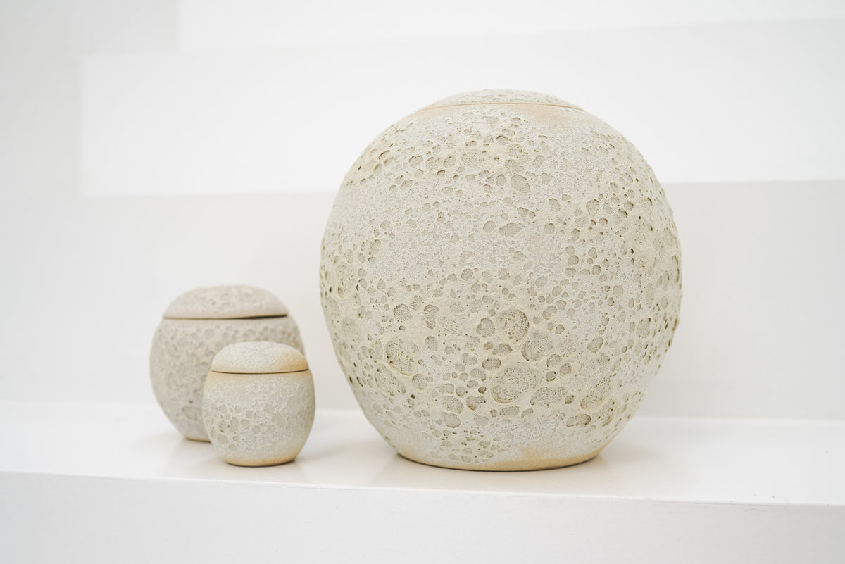 Keramische urn 3 L voor volwassenen, maanwit, MOON