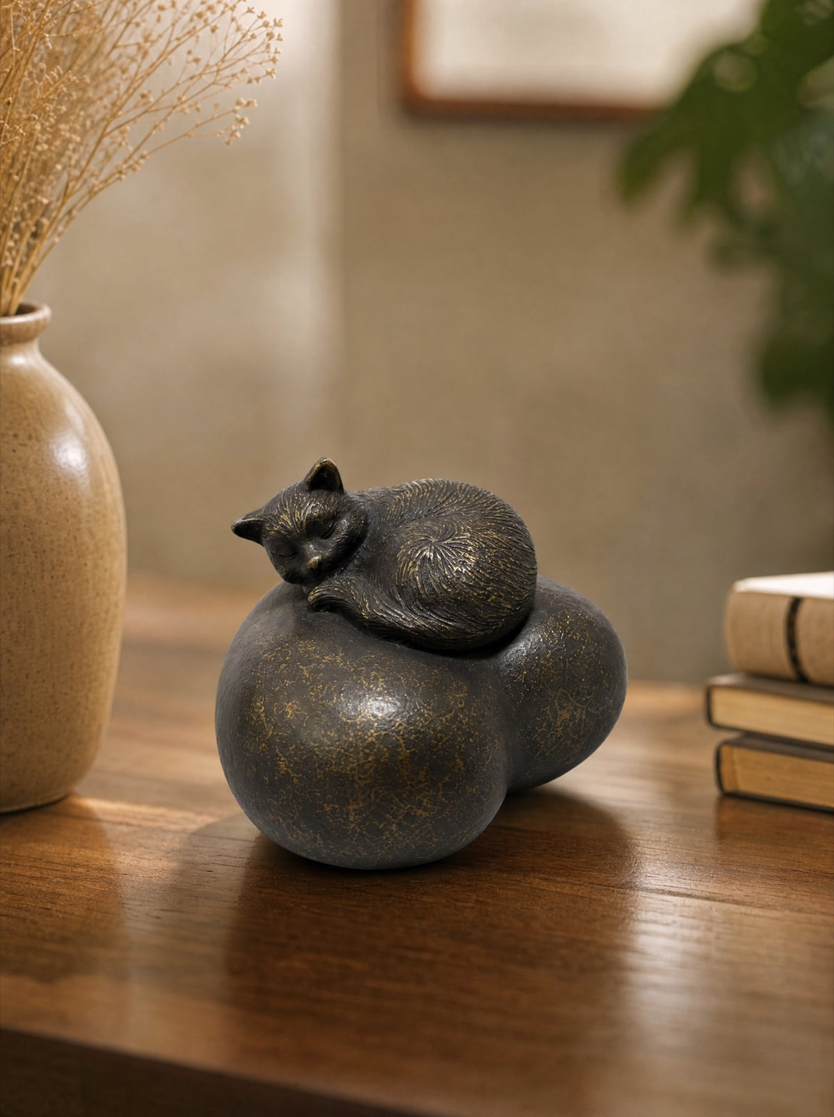 Urn voor dieren brons 15 cm, slapende kat