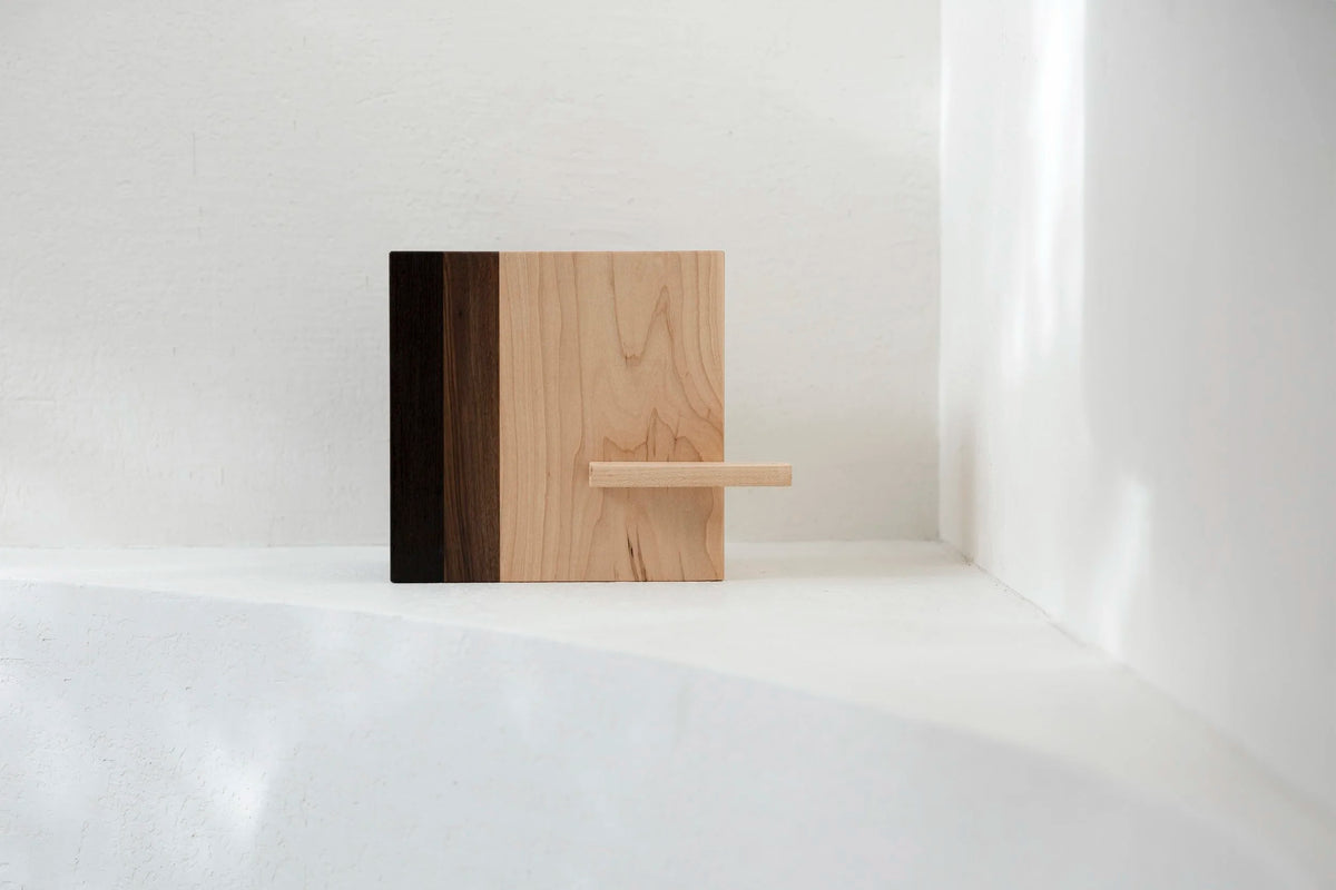 Grote houten urne, Wengé + walnoot + es