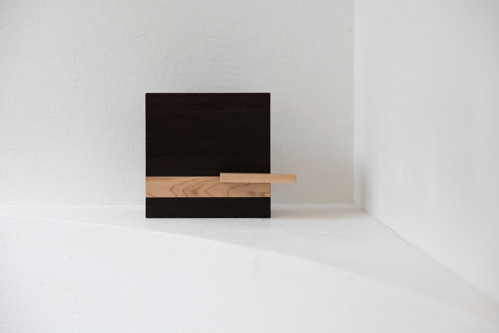 Grote houten urne