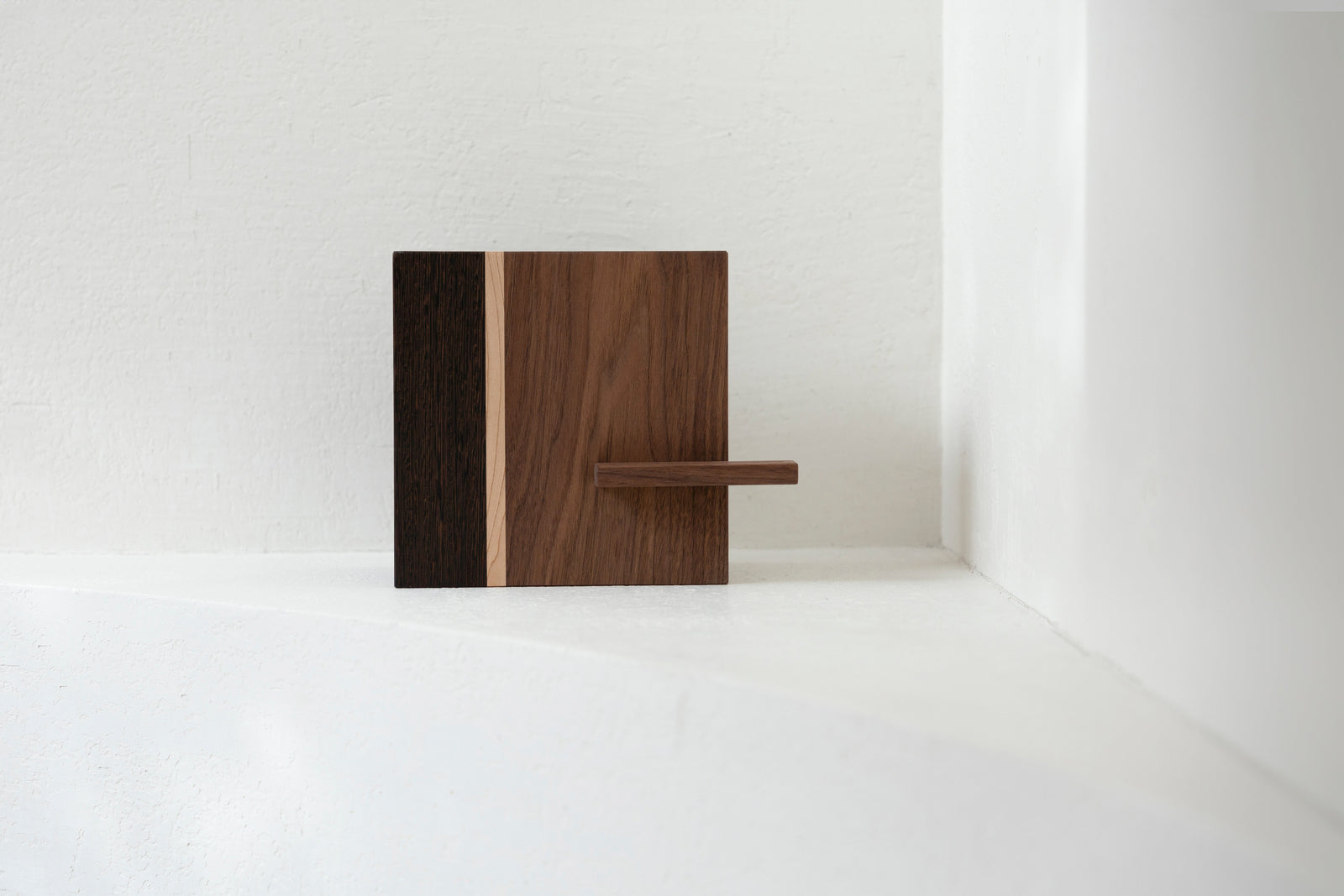 Grote houten urne