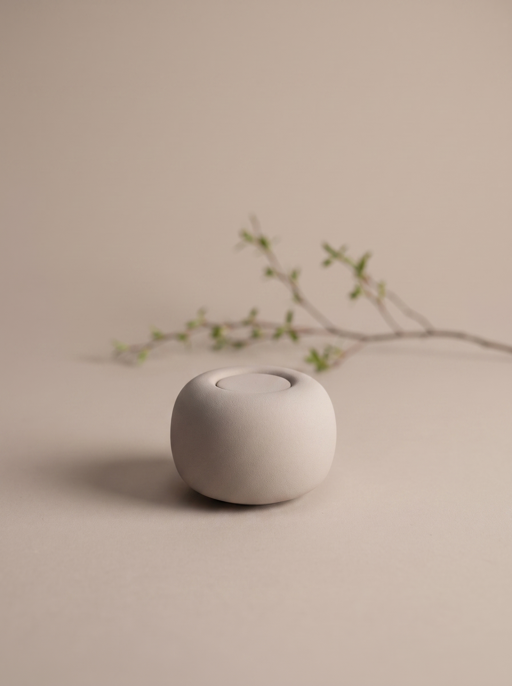 Mini urn 0,2 L keramiek, zijdezacht taupe, Luz | Stilte & Vorm