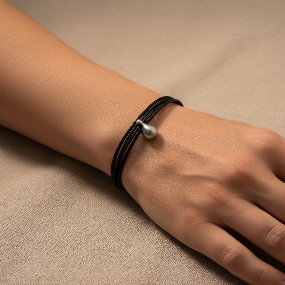 Zwarte Charm Armband in edelstaal