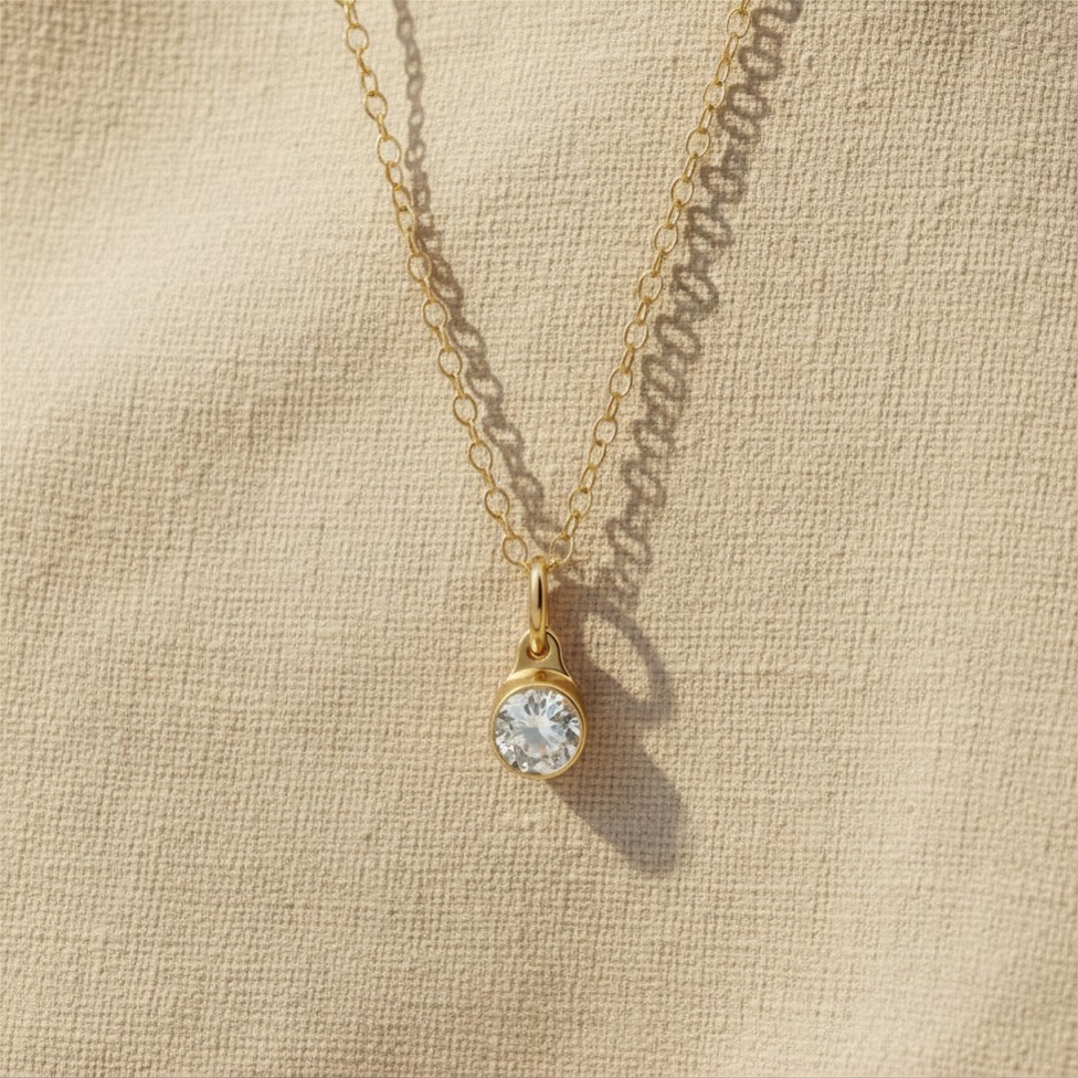 April Diamant Pendant verguld