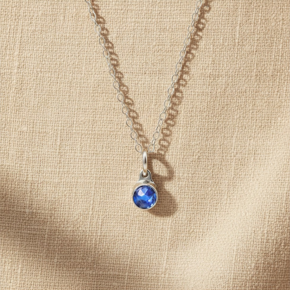 September Saffier Pendant in edelstaal