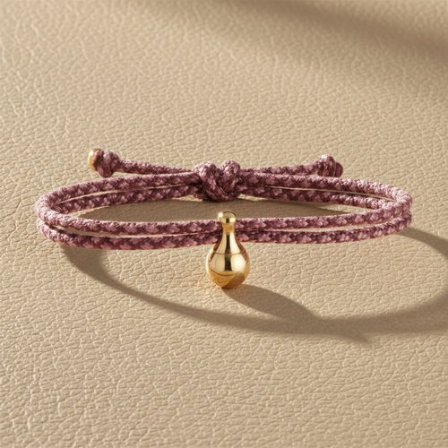 As armband dames Jubilee Charm, goud verguld – assieraad gedenkarmband | Stilte & Vorm