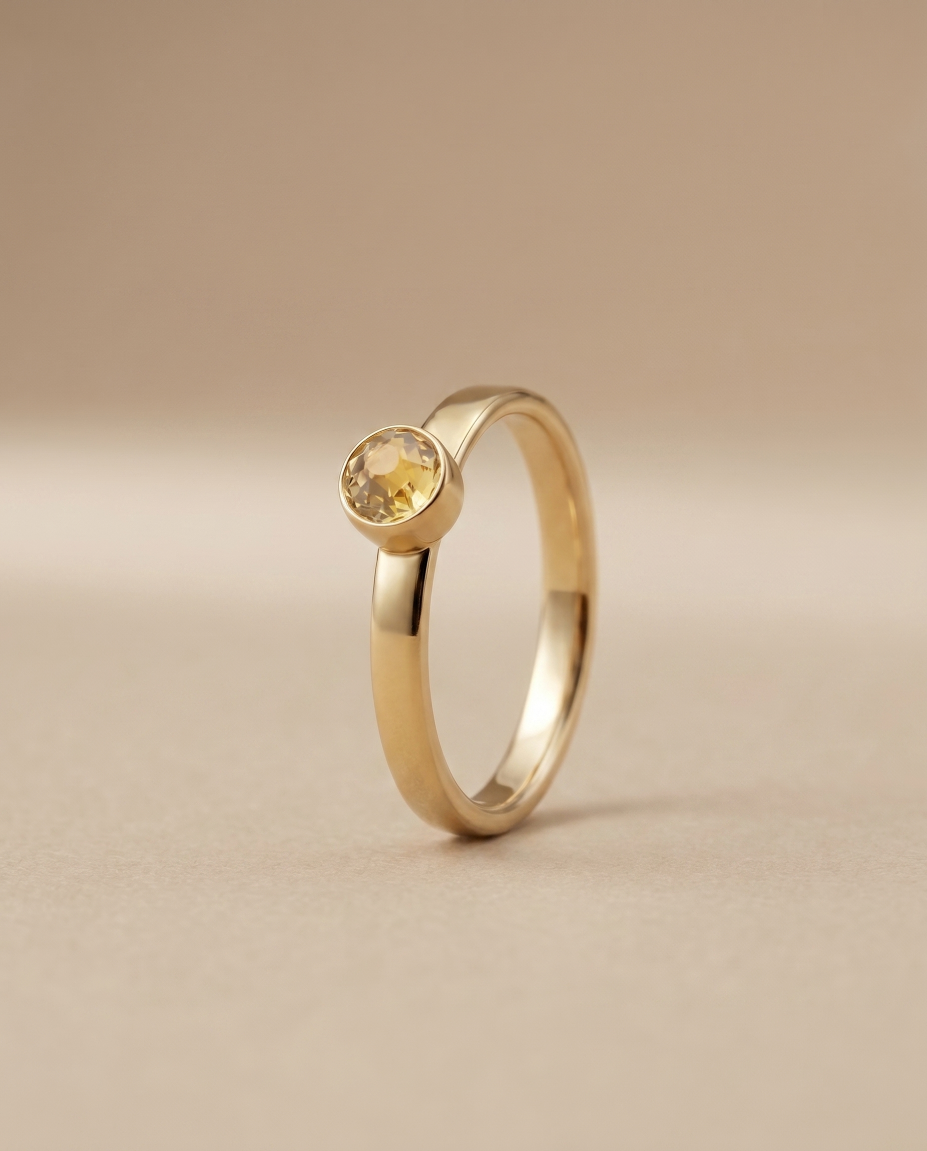 November Citrien Ring verguld