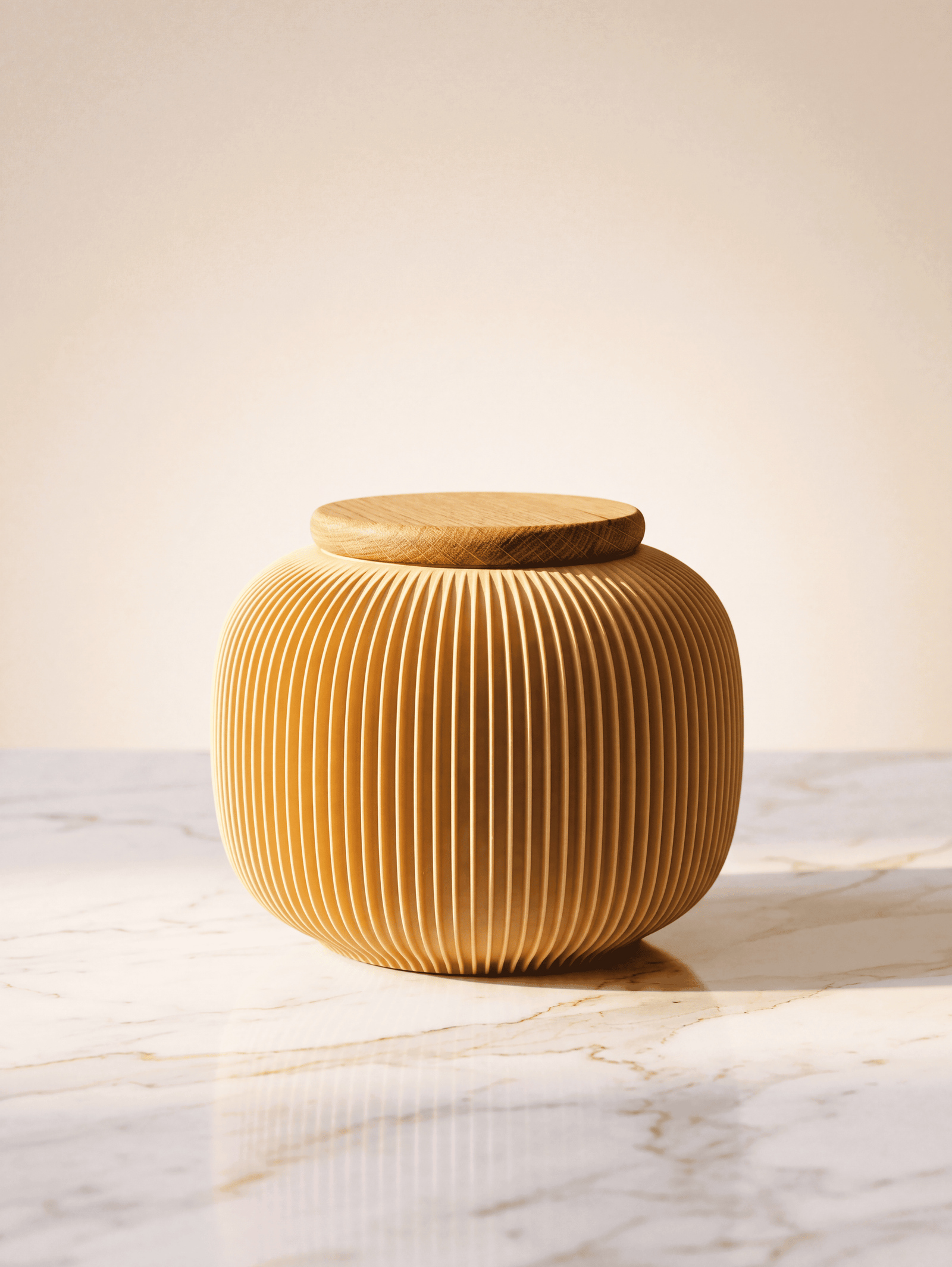 Biologisch afbreekbare urn 1,6 L voor volwassenen, NESUTO kleine urn - houtvezel bio | Stilte & Vorm