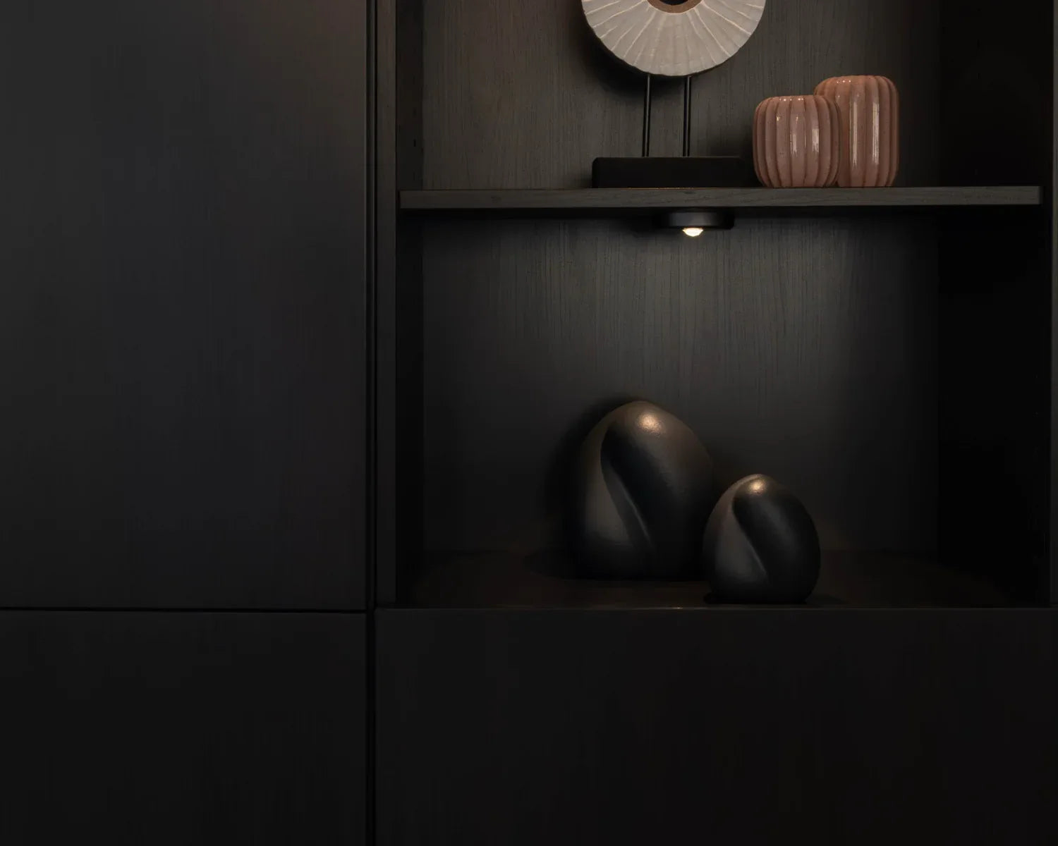 Embrace mini urn midnight